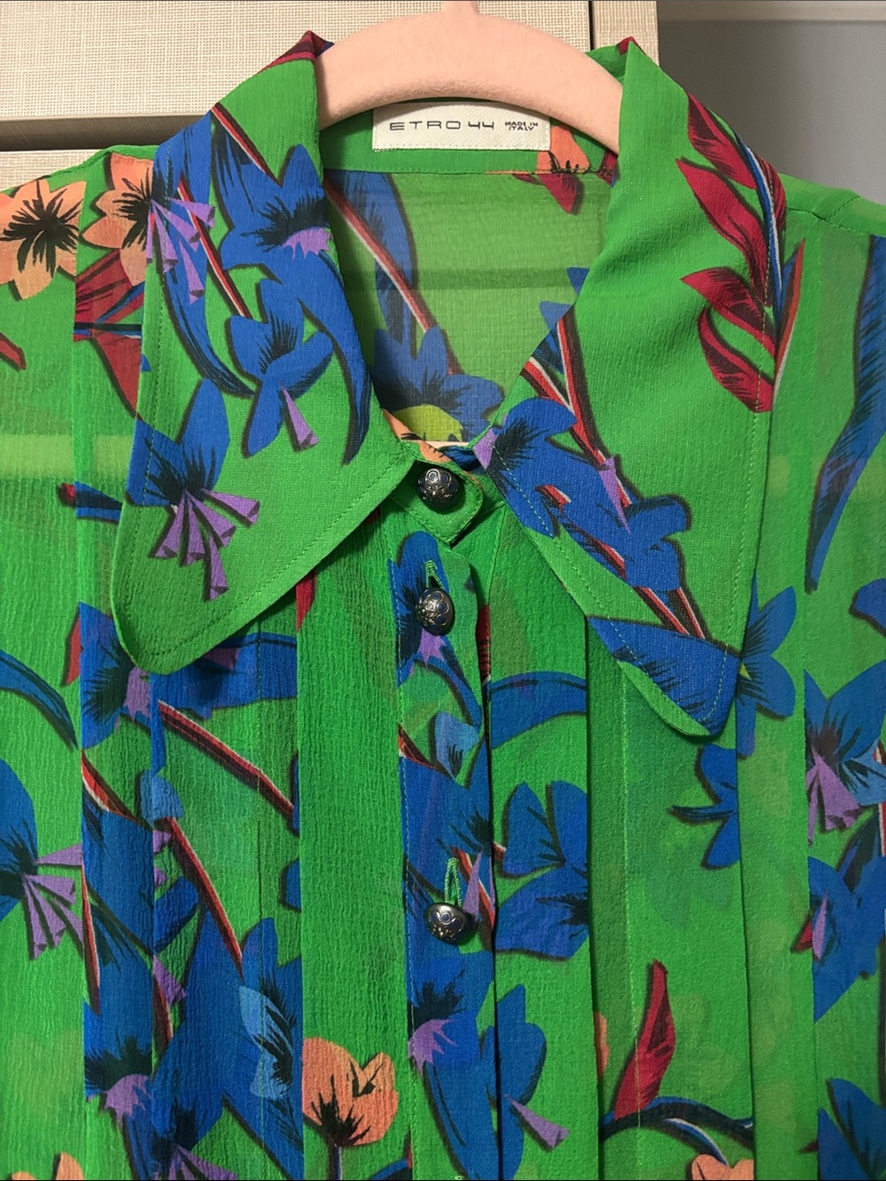 Etro Milano 100%silk Green Floral blouse with Blue and Coral Accents - Picture 2 of 7